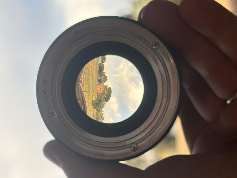 Samyang 35mm f 1.5 canon ef