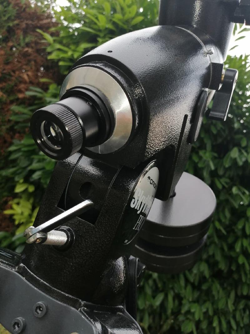 Téléscope Skyview Pro avec monture motorisée +filtres & oculaires