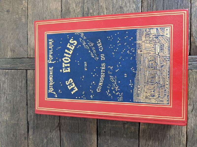 Livre "Les Etoiles et les curiosités du ciel"  de Camille Flammarion
