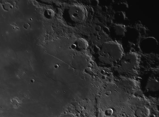 Le Mur droit ou l'épée dans la Lune Le Mur droit ou l'épée dans la Lune