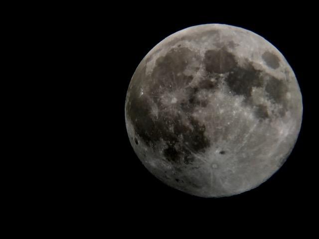 Super Lune d'avril Super Lune d'avril