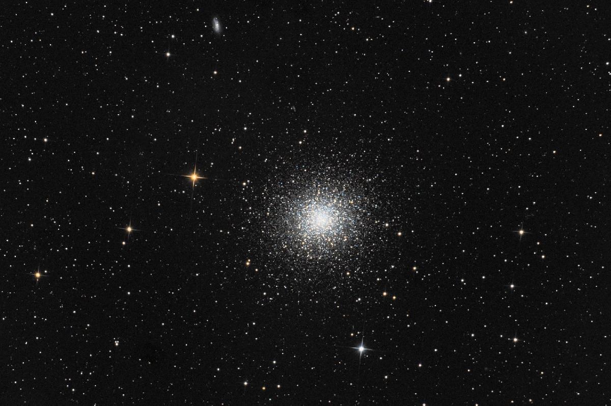 M13 M13