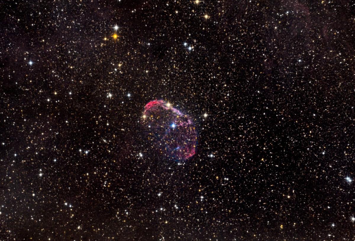 NGC 6888 la nébuleuse du croissant NGC 6888 la nébuleuse du croissant