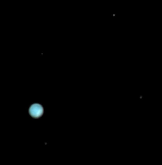 Uranus-R_RVB-sats-21092015 Uranus-R_RVB-sats-21092015