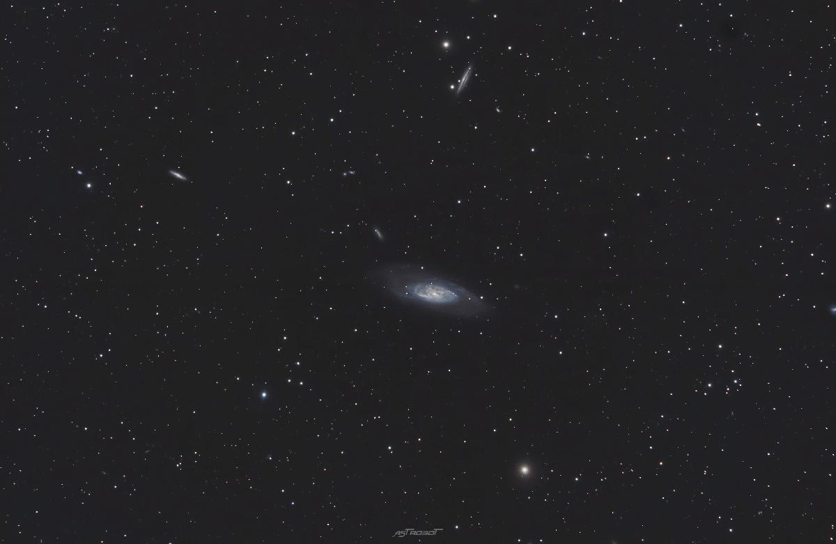 M106 M106