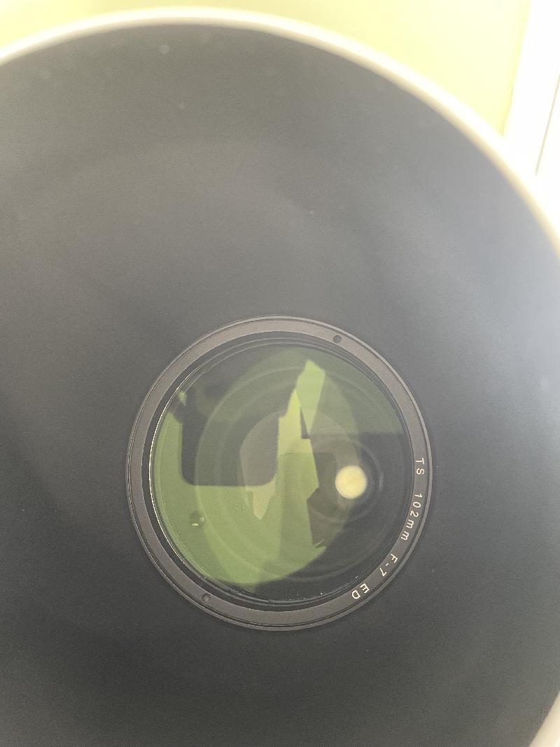 élescope réfracteur TS ED 102 mm Doublet f / 7 avec focaliseur 2,5 " élescope réfracteur TS ED 102 mm Doublet f / 7 avec focaliseur 2,5 "