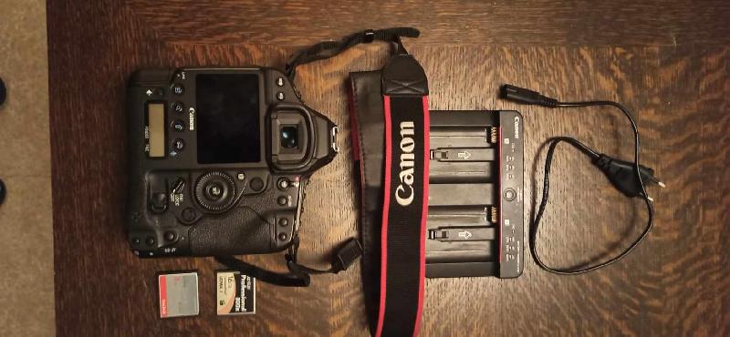 Appareil photo reflex Canon 1DX Mark II