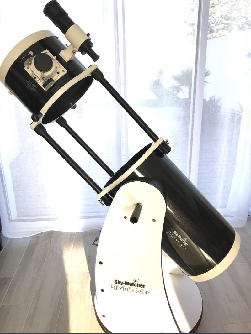 Dobson Skywatcher 254/1200 Flextube Dobson Skywatcher 254/1200 Flextube