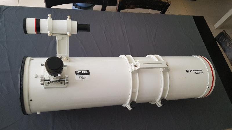 Telescope BRESSER EXOS2 203/1000