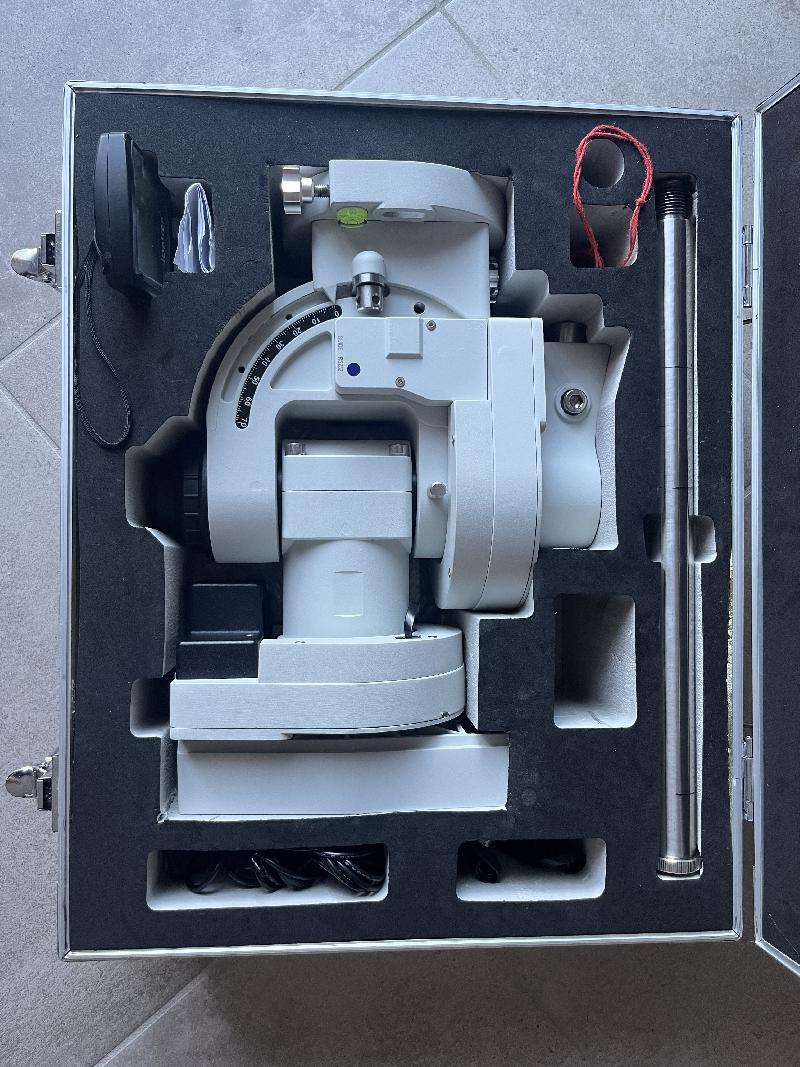 Monture iOptron CEM 60 Monture iOptron CEM 60