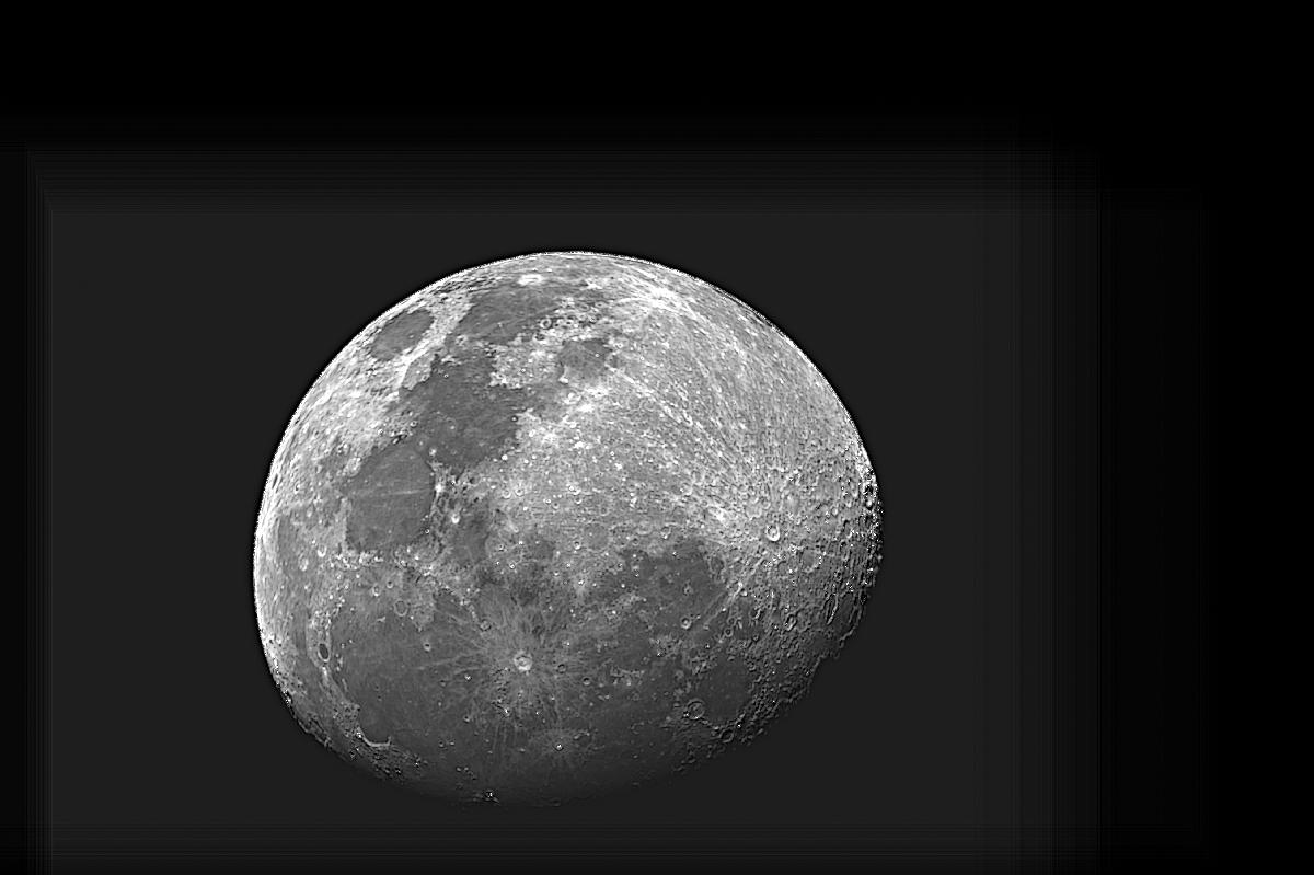 LUNE vue du Limousin LUNE vue du Limousin