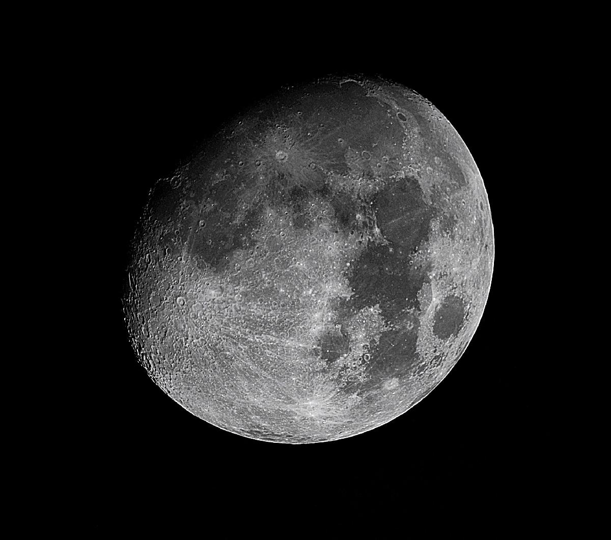LUNE du 01/02/2023 LUNE du 01/02/2023