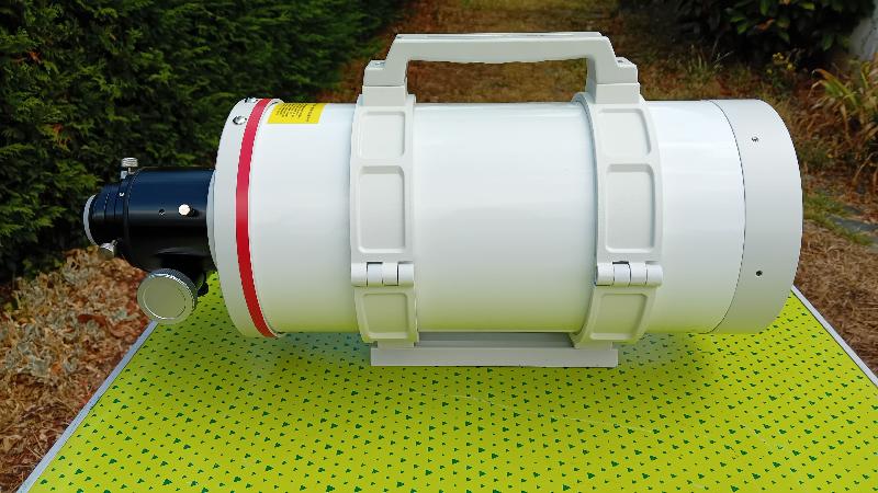 tube optique Maksutov Bresser 152/2250 mm