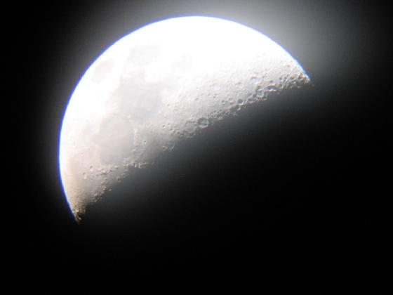 Lune 48x 22.03.2010