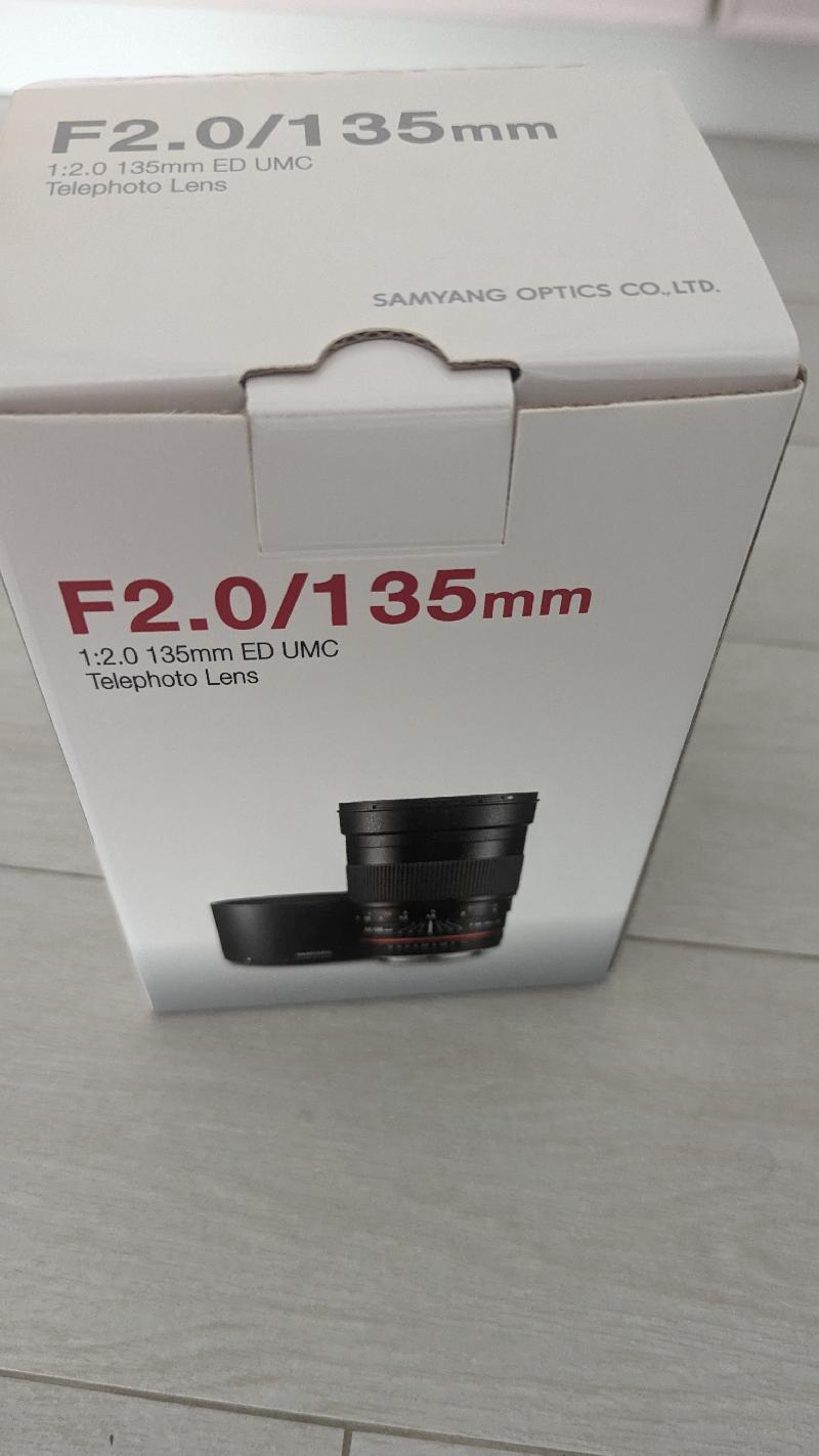 Objectif Samyang 135mm monture Sony E/FE Objectif Samyang 135mm monture Sony E/FE
