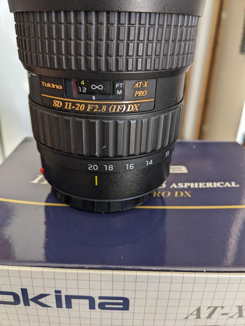 Tokina f2