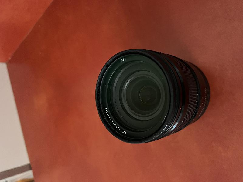 Objectif Sony Zoom 24-240mm f/3.5-6.3 monture FE Objectif Sony Zoom 24-240mm f/3.5-6.3 monture FE