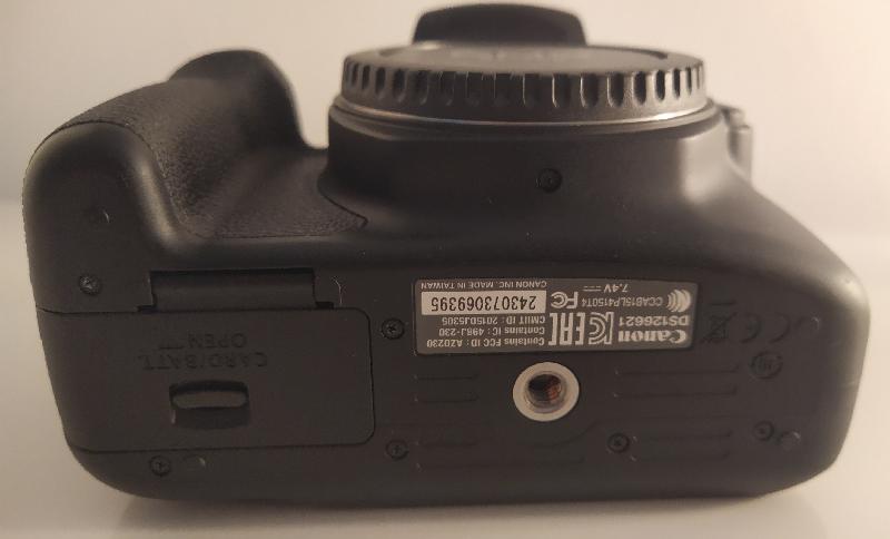 EOS 1300D EOS 1300D