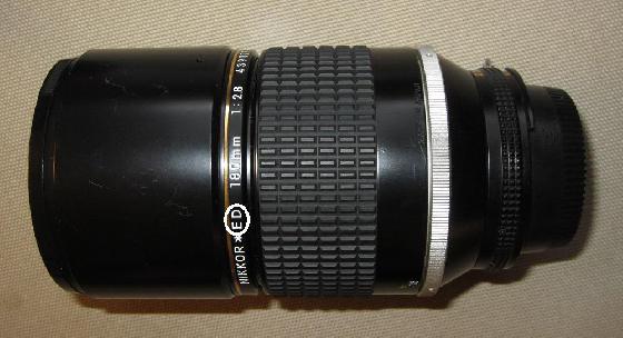 Nikon 180 f2,8 AIS
