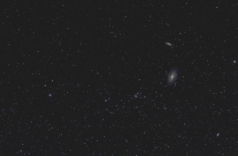 Grand champ autour de M81 et M82 v2 Grand champ autour de M81 et M82 v2