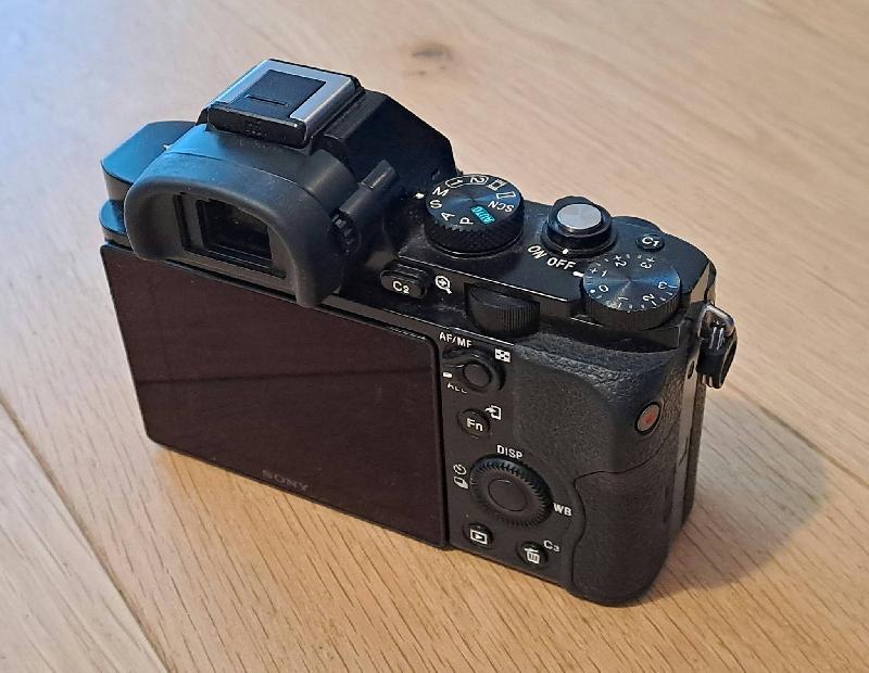 Sony A7S défiltré-refiltré R. Galli et multiples accessoires