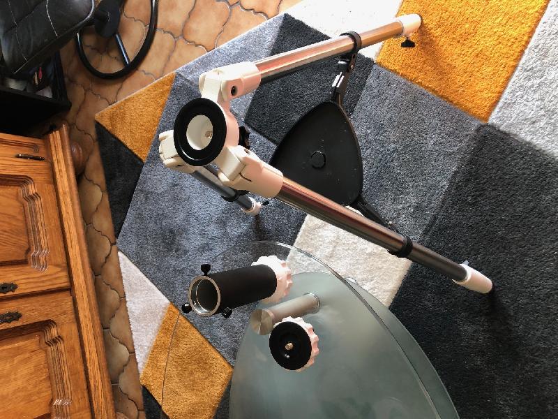 Trépied + colonne Sky-Watcher pour star adventurer Gti ou AZ Gti neuf. Trépied + colonne Sky-Watcher pour star adventurer Gti ou AZ Gti neuf.