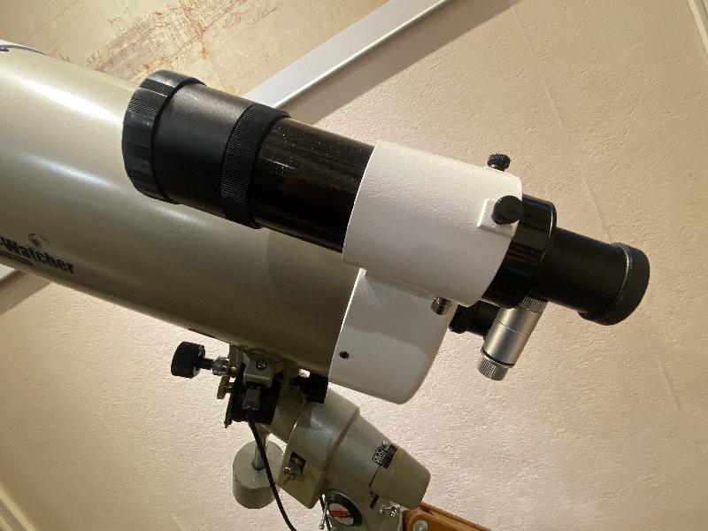 Skywatcher Maksutov 127/1500 + monture Vixen GP Skywatcher Maksutov 127/1500 + monture Vixen GP