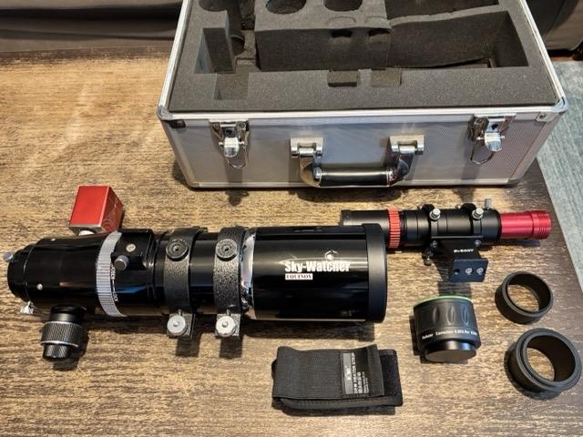 Lunette Apo Equinox 80 Skywatcher