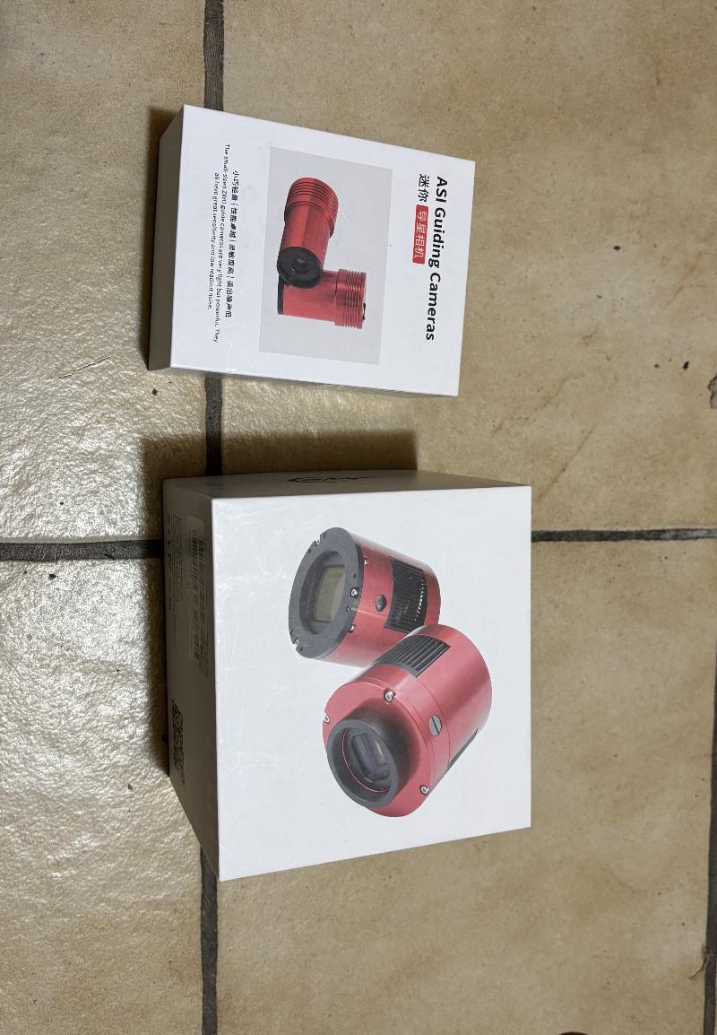 ZWO 2600MC Pro / 220MM Mini / 120MM Mini
