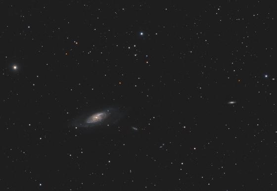 M106