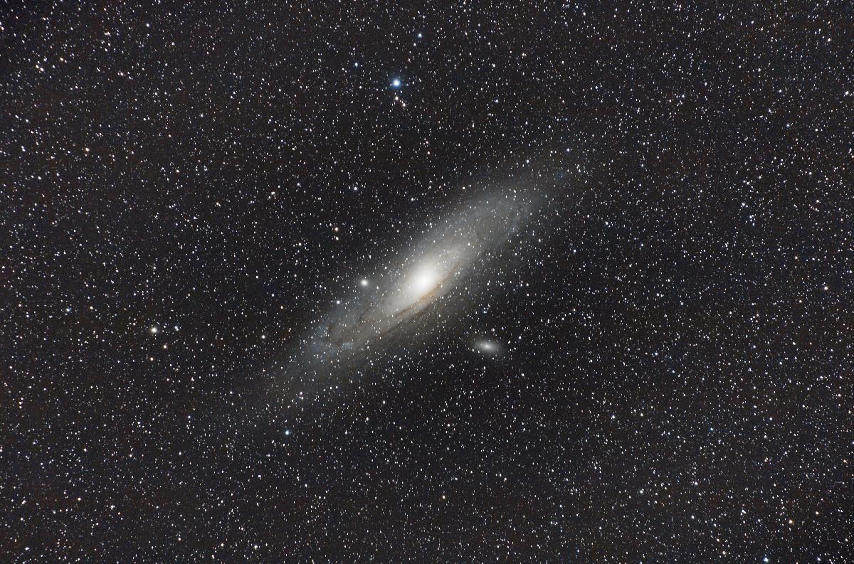 Andromède M31 à 300mm Andromède M31 à 300mm