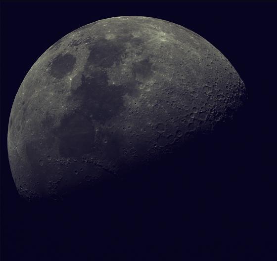 Euh... La lune ? Euh... La lune ?