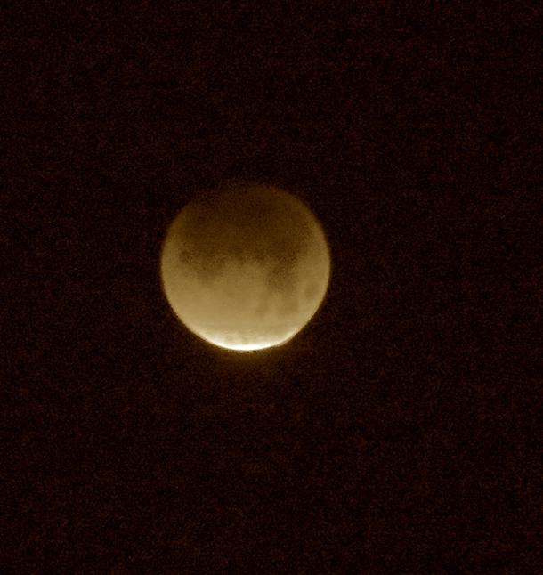 MoonF1-2