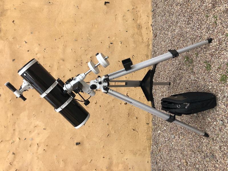 Skywatcher 150/750, EQ3, Go-To, Batterie avec spot Skywatcher 150/750, EQ3, Go-To, Batterie avec spot