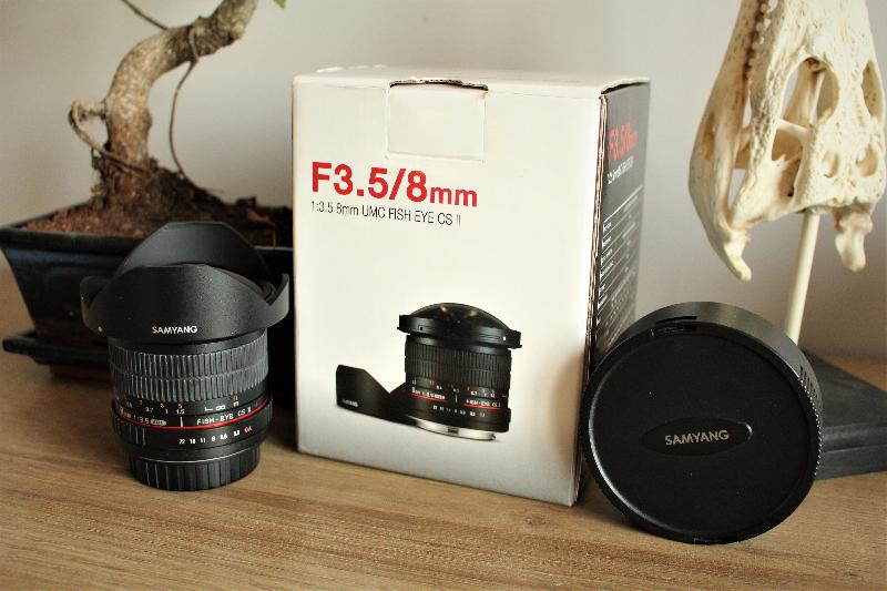 Objectif SAMYANG F3.5/8mm UMC FishEye CS II / Monture Canon Objectif SAMYANG F3.5/8mm UMC FishEye CS II / Monture Canon