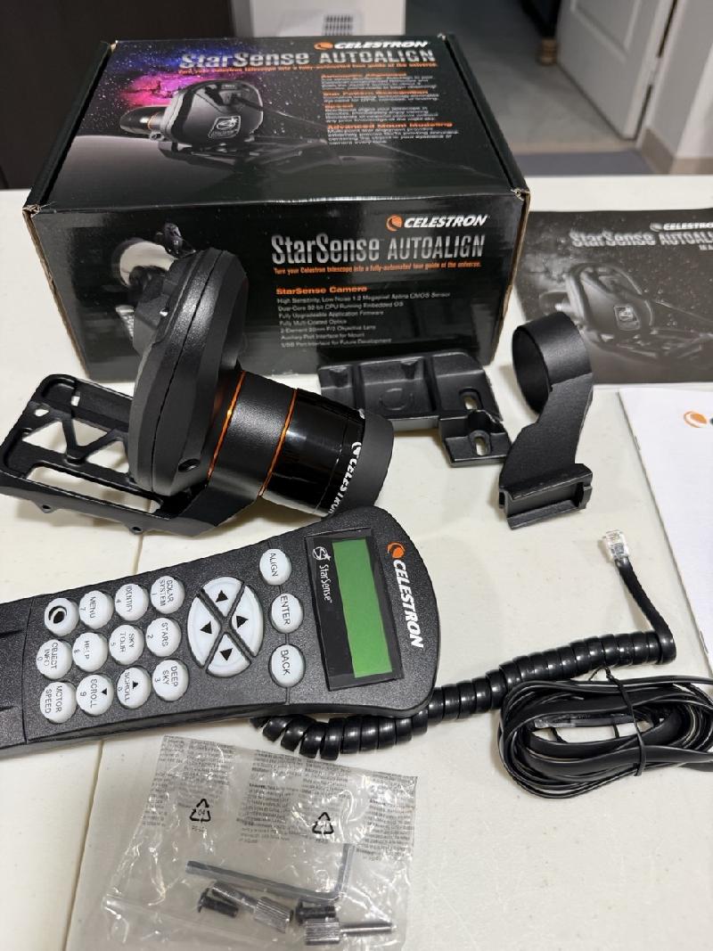 Caméra d'alignement Celestron StarSense AutoAlign avec raquette NextStar