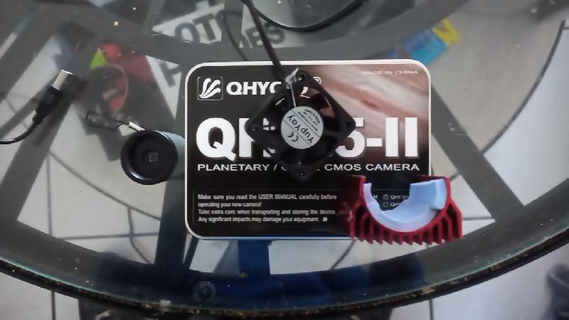 Qhy 5LII c, caméra planétaire autoguidage. Qhy 5LII c, caméra planétaire autoguidage.
