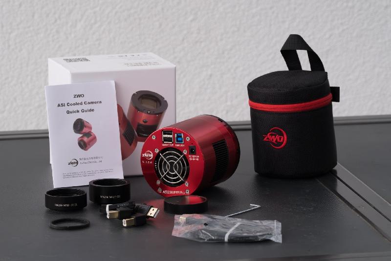 ZWO ASI2600MM Pro avec emballage d'origine complet