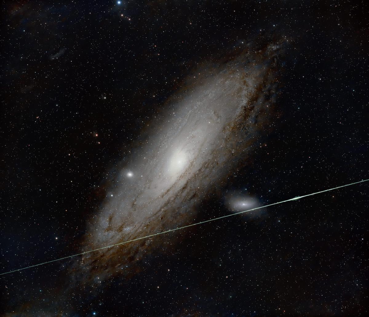 M31 et une Pisces Austrinides M31 et une Pisces Austrinides