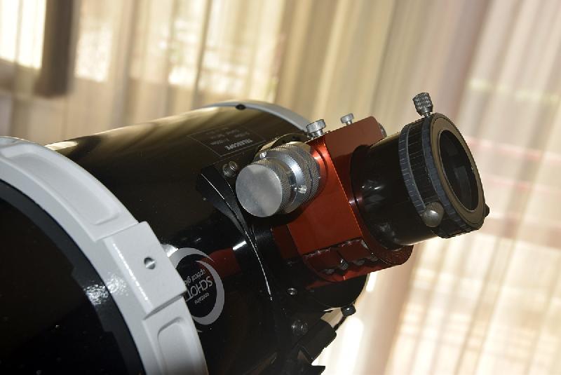 Skywatcher MN190 avec porte-oculaire Moonlite 2,5" Skywatcher MN190 avec porte-oculaire Moonlite 2,5"