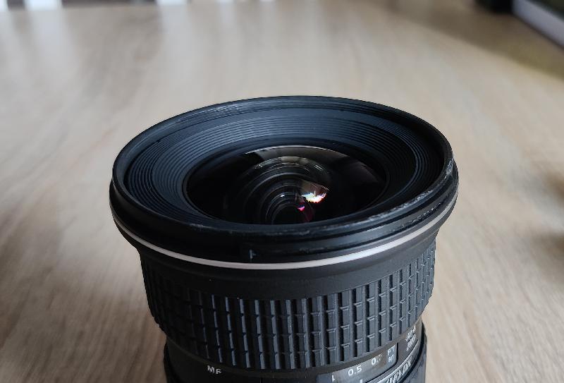 Objectif grand angle Tokina 11-16 mm Objectif grand angle Tokina 11-16 mm