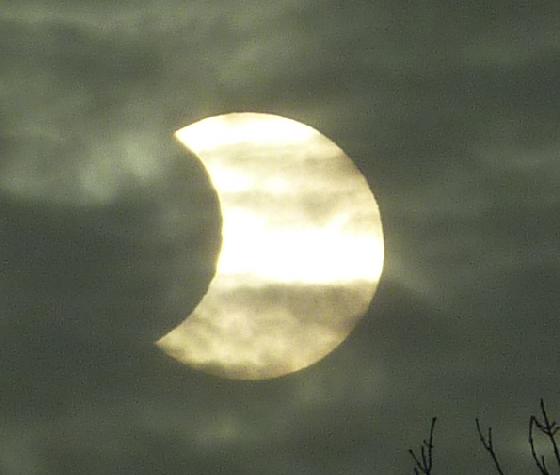 éclipse solaire du 04/01/2011  10h01