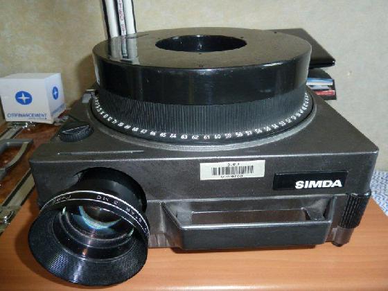 Projecteur SIMDA avec optique Berthiot