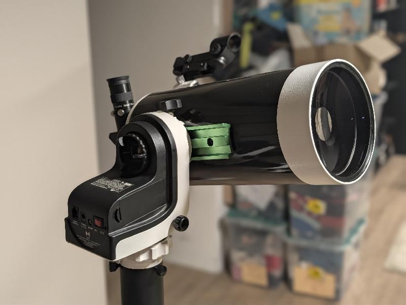 Maksutov 127 skywatcher sur az-gti