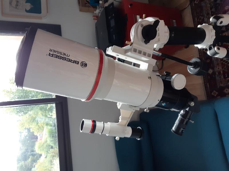 Télescope BESSER Messier AR-102XS neuf + monture Télescope BESSER Messier AR-102XS neuf + monture