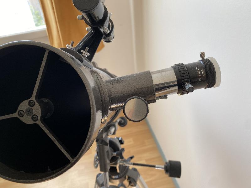 Donne télescope MEADE