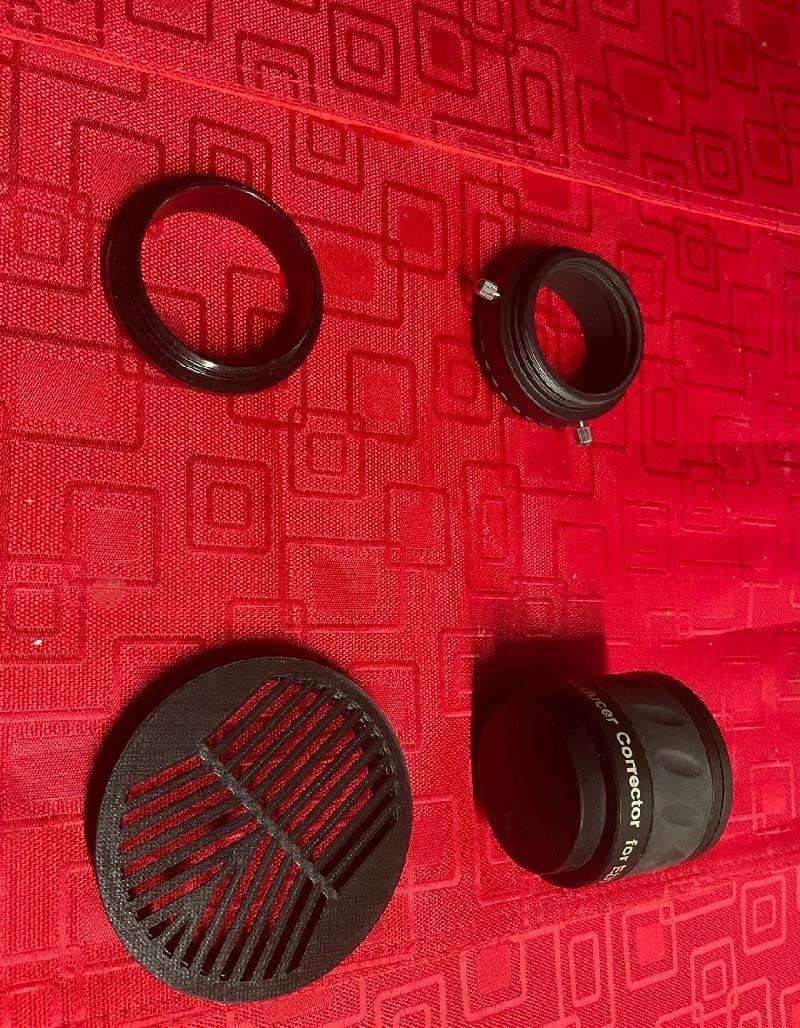 Skywatcher 72ED plus correcteur réducteur Skywatcher 72ED plus correcteur réducteur