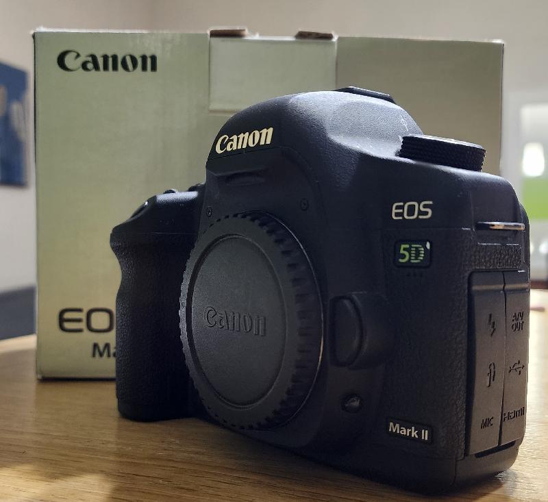 5D Mark II + Sigma APO DG Macro 70-300 F/4-5.6 5D Mark II + Sigma APO DG Macro 70-300 F/4-5.6