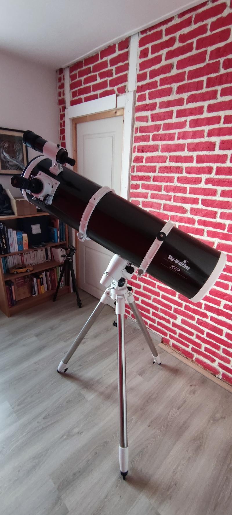 Sky-watcher 200x1000 + monture NEQ5 + occulaire