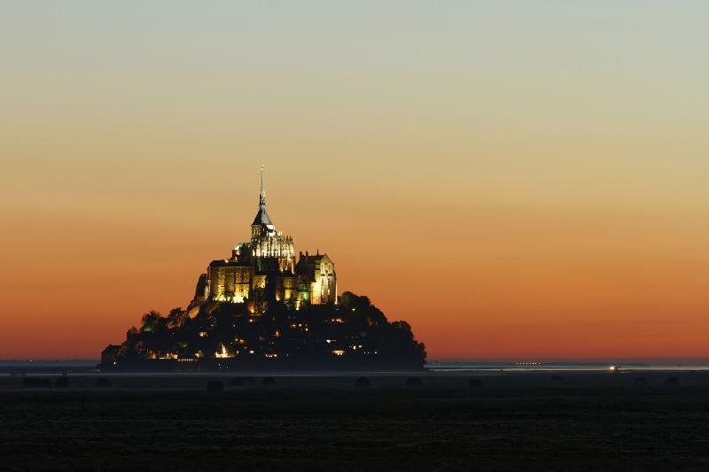 Eclipse au Mont Saint Michel - 22h01
